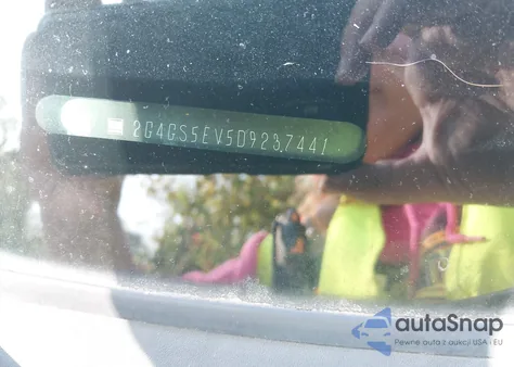 2013 Buick Regal Turbo - Premium 1 from USA, damaged, VIN 2G4GS5EV5D9237441